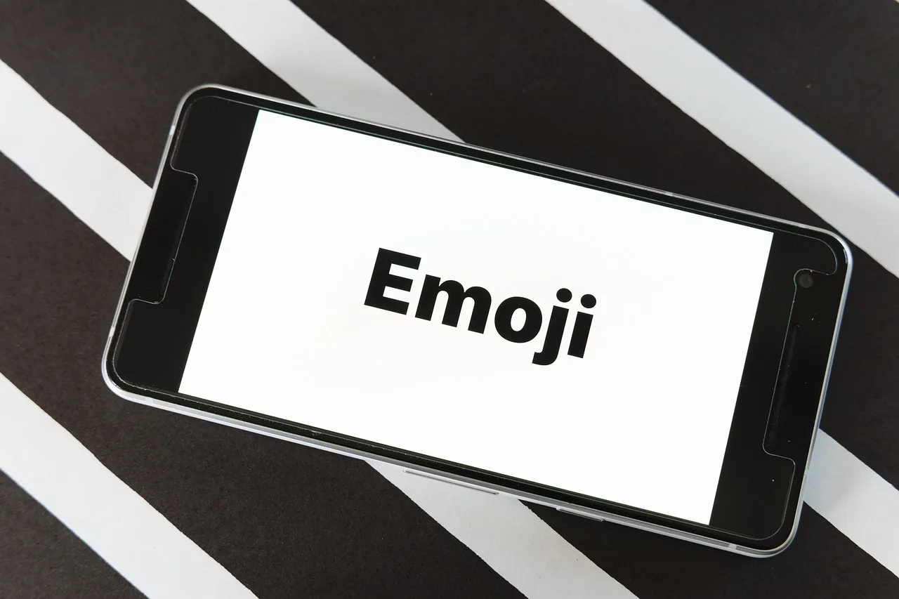mockup, screen, smartphone, website, blog, word, emoji, emoticon, update, news, app, chat, whatsapp, communication, internet, media, influencer, instagram, emoji, emoji, emoji, emoji, emoji, whatsapp. Feature updates research: a practical sequence