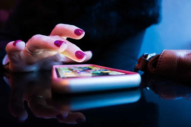 girl, mobile, phone, screen, texting, technology, mobile, texting, texting, texting, texting, texting. How to run ranking signals research on your social posts