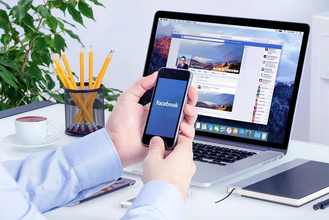 facebook, social media, social media marketing, smartphone, laptop, workspace, office break, office hour, desk, facebook marketing, facebook ads, facebook ads, facebook ads, facebook ads, facebook ads, facebook ads. How to tell whether sharing or recommendation carried a viral spike